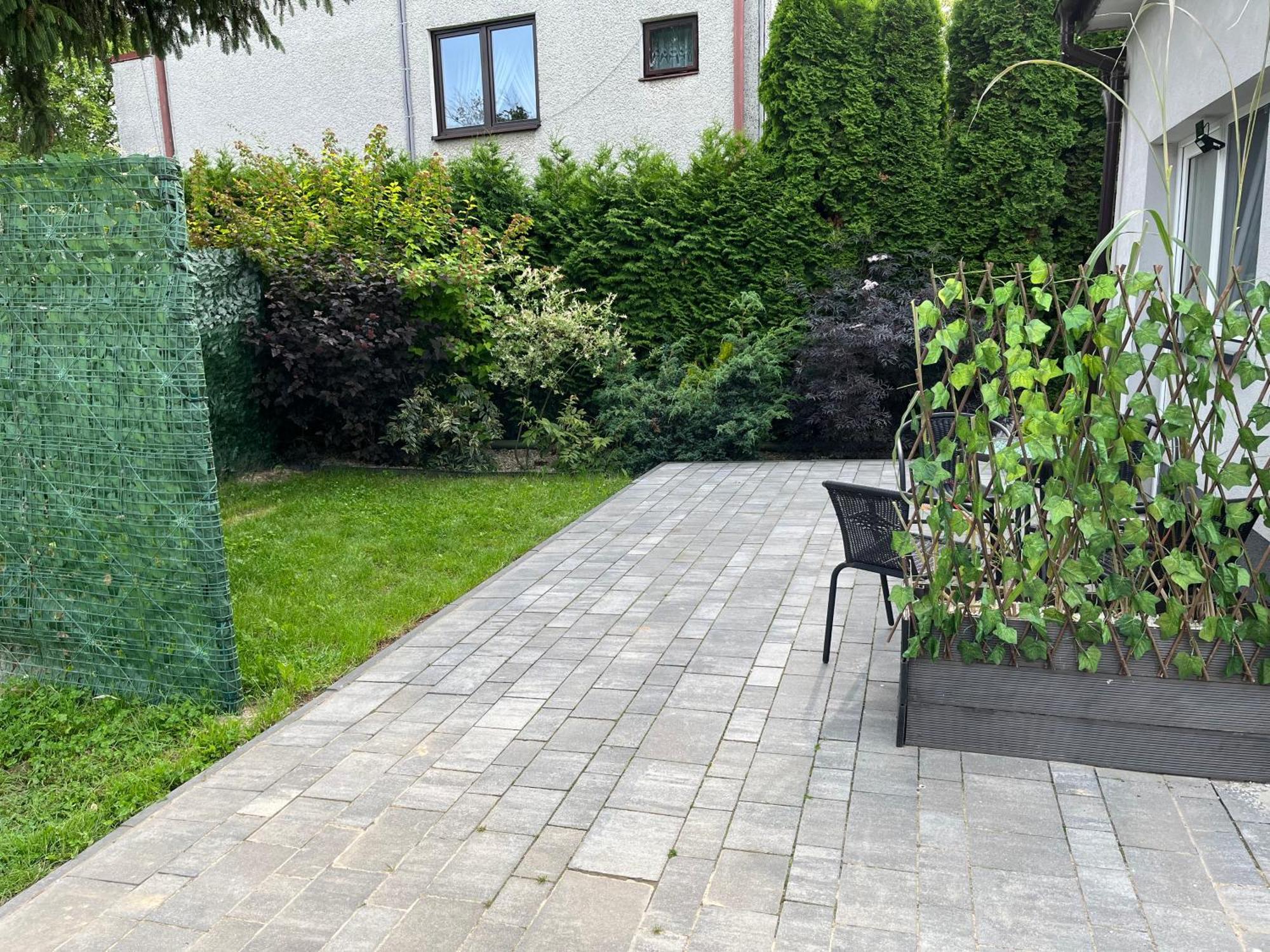 Appartamento Apartament Ogrodowy Miechów Esterno foto