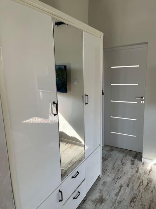 Appartamento Apartament Ogrodowy Miechów Esterno foto